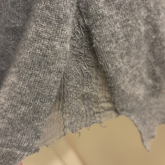 Lightweight cotton Garnet Hill cashmere sweater - Picture 3 of 5